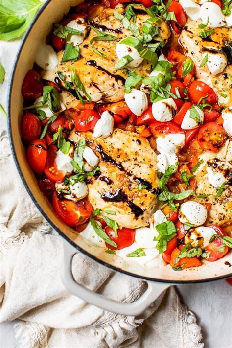 How many carbs are in the caprese (chicken) - calories, carbs, nutrition