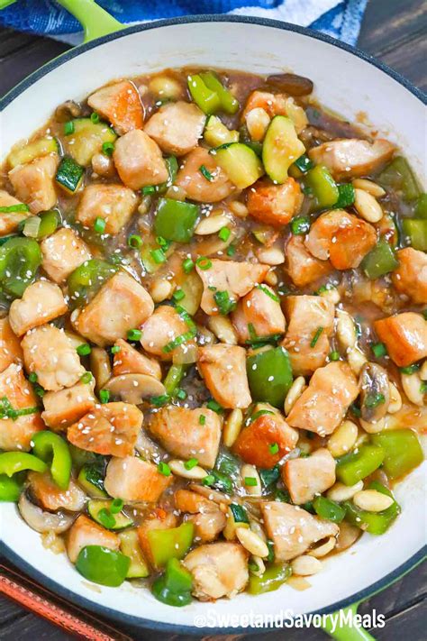 How many carbs are in toasted almond chicken breast - calories, carbs, nutrition