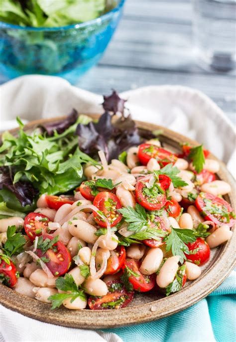 How many carbs are in tomato and white bean salad 3 oz - calories, carbs, nutrition