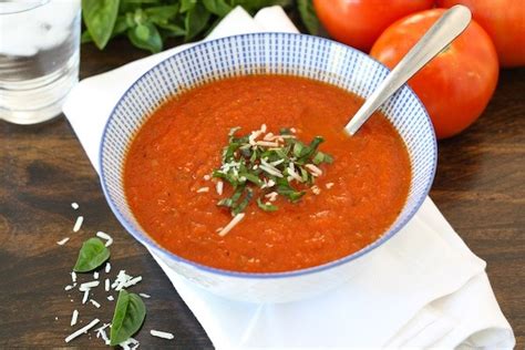 How many carbs are in tomato basil bisque (62067.0) - calories, carbs, nutrition