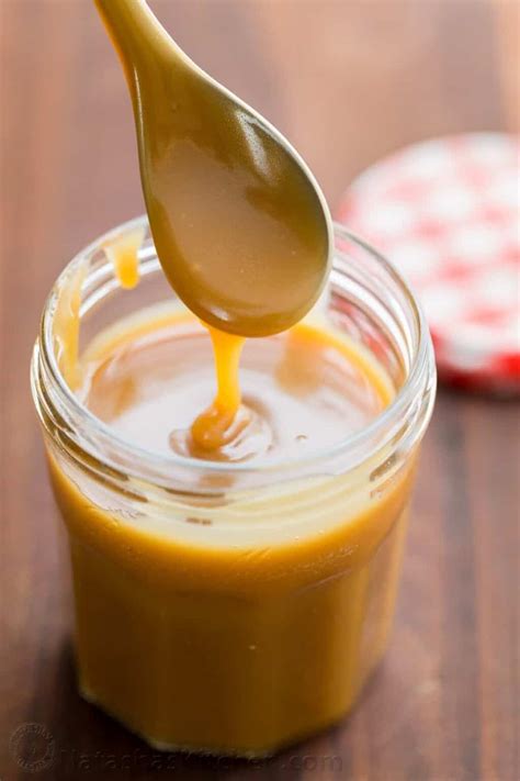 How many carbs are in topping caramel 1 tbsp - calories, carbs, nutrition