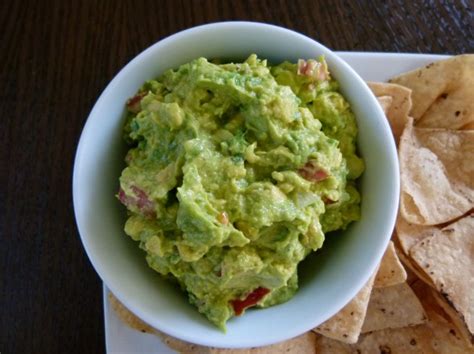 How many carbs are in tortilla chips white house fried guacamole 1 ea - calories, carbs, nutrition