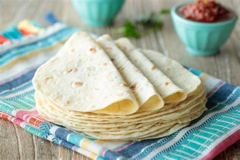 How many carbs are in tortillas caseras - calories, carbs, nutrition