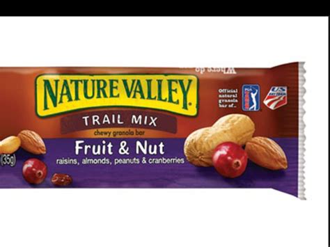 How many carbs are in trail mix fruit & nut - calories, carbs, nutrition