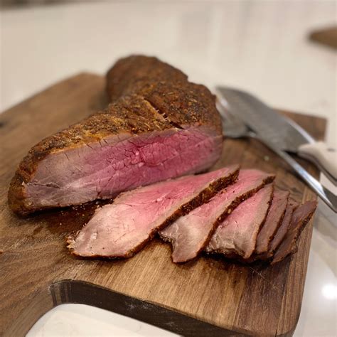 How many carbs are in tri-tip roast - calories, carbs, nutrition