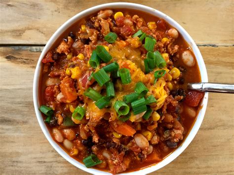 How many carbs are in turkey and black bean chili - calories, carbs, nutrition