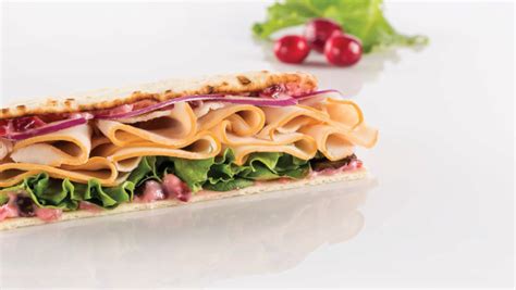 How many carbs are in turkey flatbread with cranberry mayo - calories, carbs, nutrition