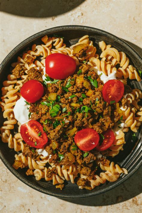 How many carbs are in turkey fresca with fettuccine - calories, carbs, nutrition