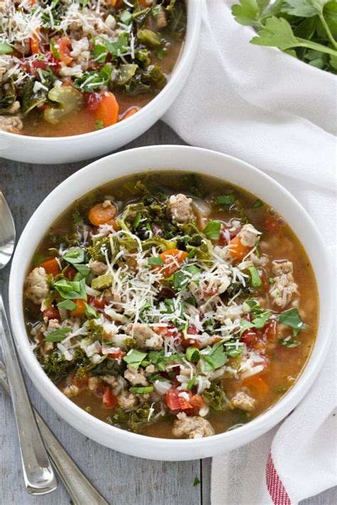 How many carbs are in turkey kale and wild rice soup - calories, carbs, nutrition
