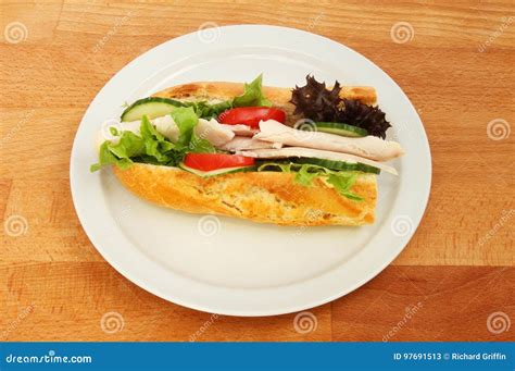 How many carbs are in turkey salad baguette - calories, carbs, nutrition