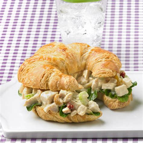 How many carbs are in turkey salad croissant, acc-st - calories, carbs, nutrition