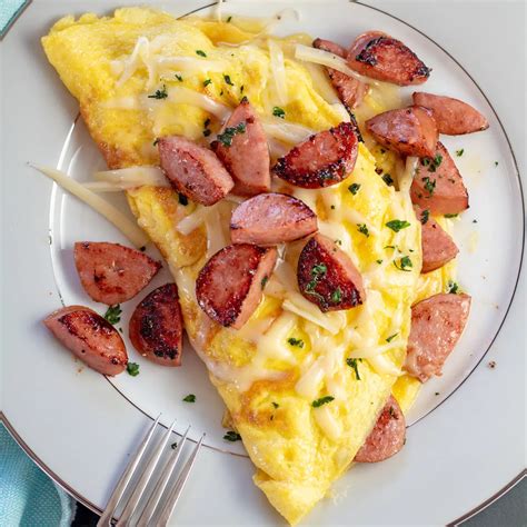 How many carbs are in turkey sausage and swiss omelet - calories, carbs, nutrition