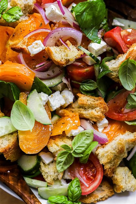 How many carbs are in tuscan panzella salad - calories, carbs, nutrition