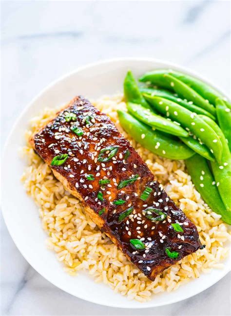 How many carbs are in twelve noodle bowl asian soy ginger salmon - calories, carbs, nutrition