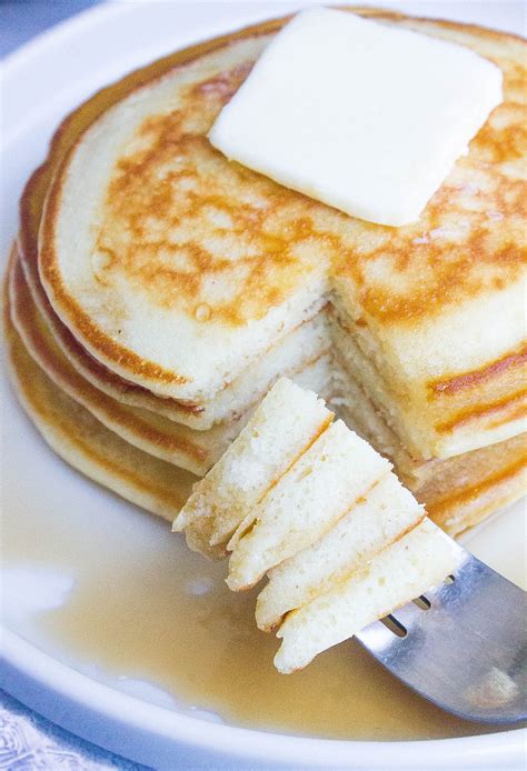 How many carbs are in vanilla and honey yogurt pancakes - calories, carbs, nutrition