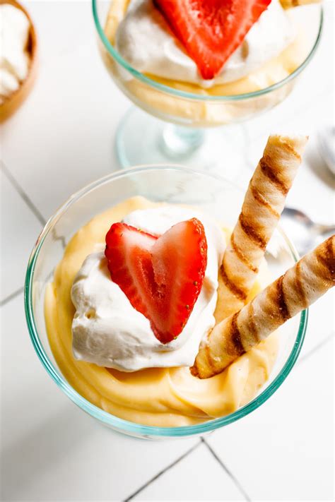 How many carbs are in vanilla pudding parfait (16707.1) - calories, carbs, nutrition