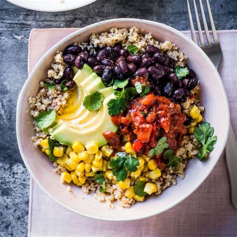 How many carbs are in vegetable burrito bowls with cauliflower rice - calories, carbs, nutrition