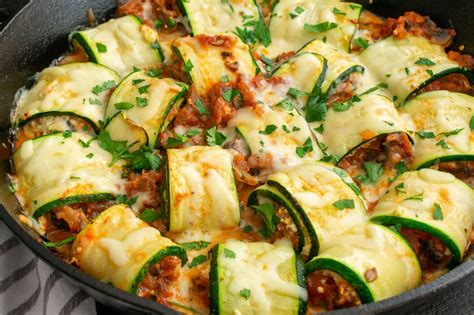 How many carbs are in vegetable lasagna rollups - calories, carbs, nutrition