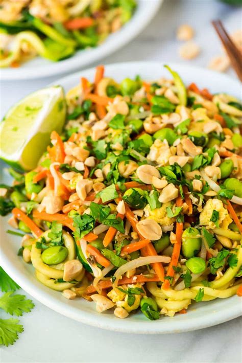 How many carbs are in vegetable pad thai - calories, carbs, nutrition