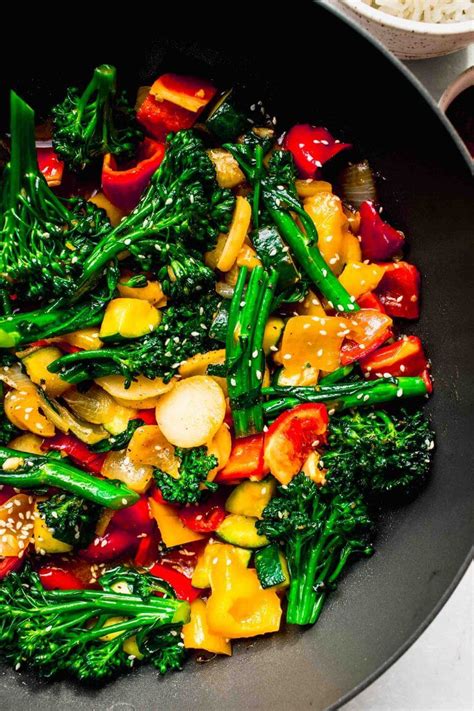 How many carbs are in vegetable stir fry - calories, carbs, nutrition