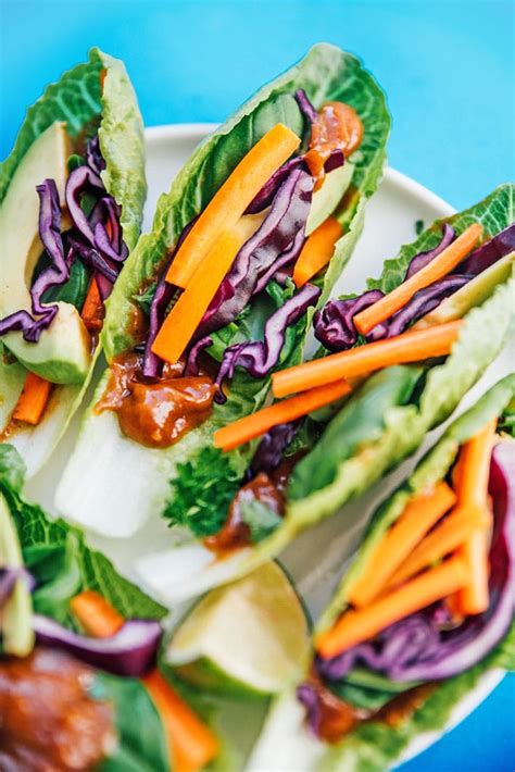 How many carbs are in vegetarian lettuce wrap - calories, carbs, nutrition