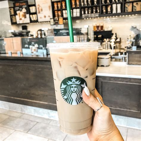 How many carbs are in venti iced latte - calories, carbs, nutrition