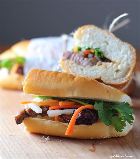 How many carbs are in vietnamese lemongrass pork 'banh mi' - calories, carbs, nutrition