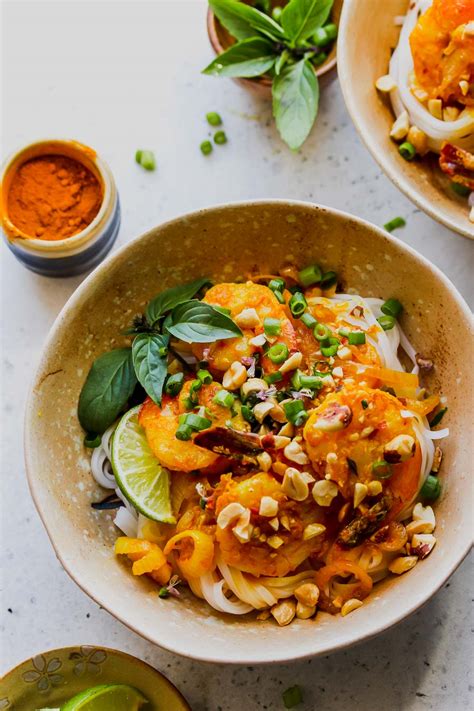 How many carbs are in vietnamese noodle bowl with shrimp - calories, carbs, nutrition