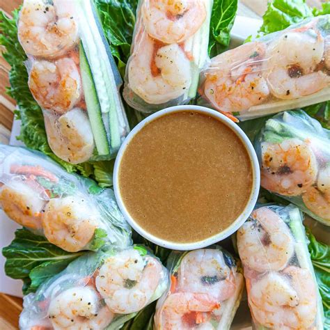 How many carbs are in vietnamese shrimp spring roll - calories, carbs, nutrition