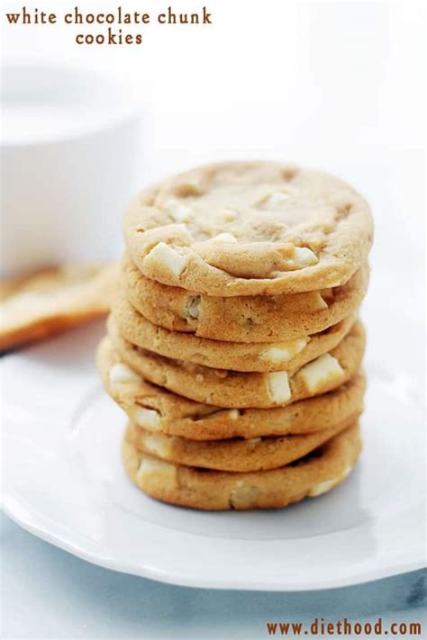 How many carbs are in white chocolate chunk cookies - calories, carbs, nutrition