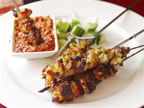 How many carbs are in whole+sum - thai chicken satay kebab - calories, carbs, nutrition