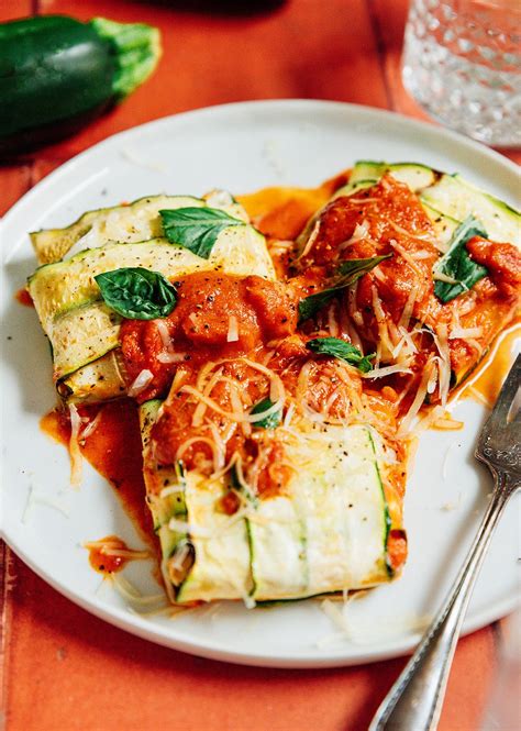 How many carbs are in wholli ravioli ravioli - calories, carbs, nutrition