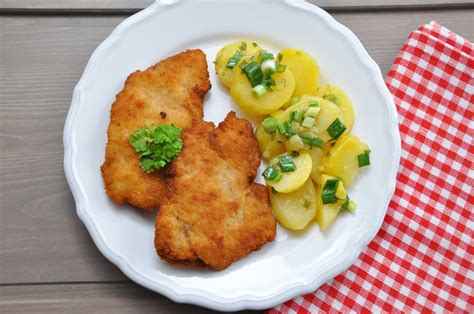 How many carbs are in wiener schnitzel - calories, carbs, nutrition