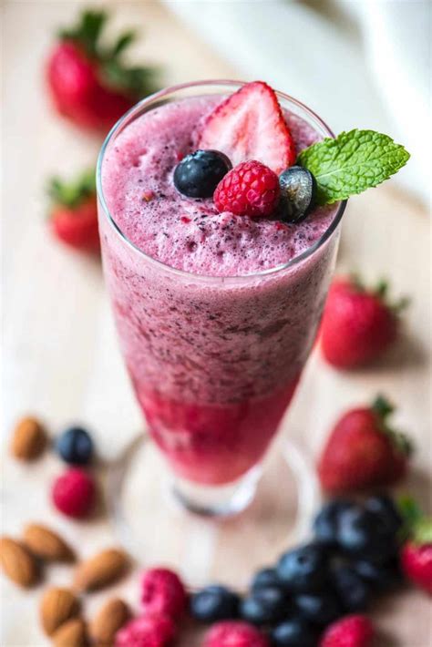 How many carbs are in wild berry smoothie - calories, carbs, nutrition