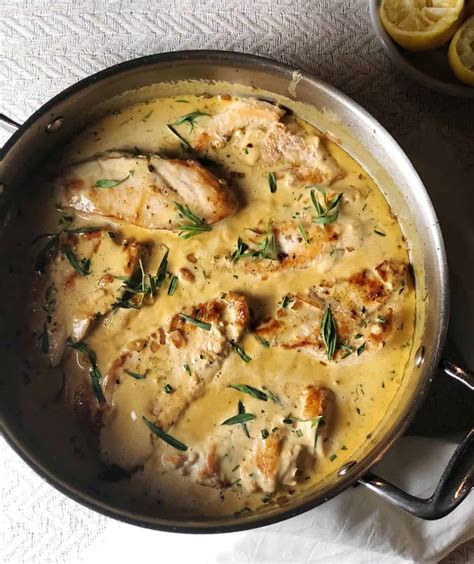 How many carbs are in wild mushroom tarragon cream sauce - calories, carbs, nutrition