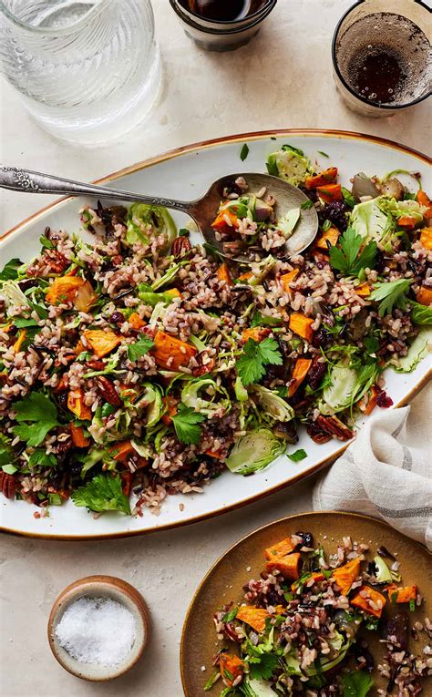 How many carbs are in wild rice pilaf with roasted pumpkin seeds - calories, carbs, nutrition