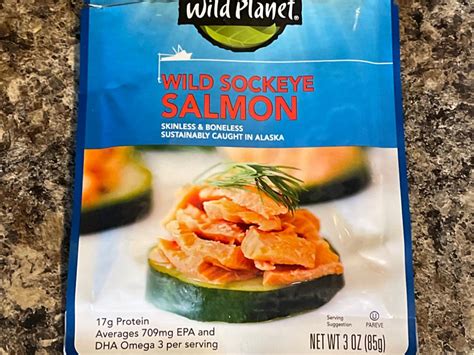 How many carbs are in wild sockeye salmon - calories, carbs, nutrition