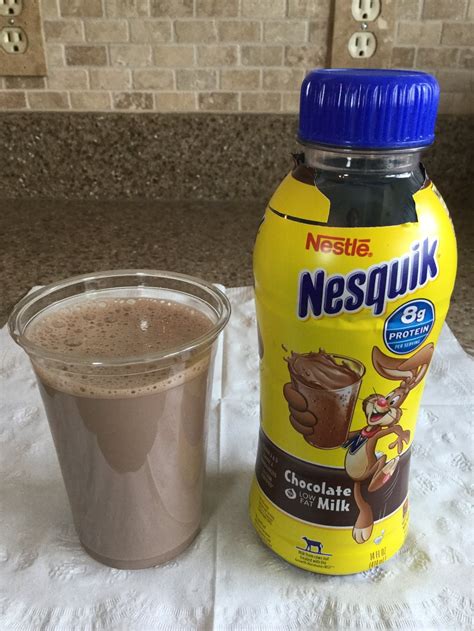 How many protein are in 1% chocolate low fat milk - calories, carbs, nutrition