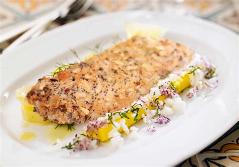 How many protein are in alaska seelachsfilet - calories, carbs, nutrition