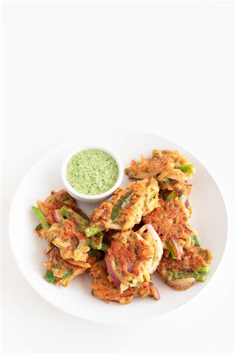 How many protein are in appetizer pakora vegetable conv 3 ea - calories, carbs, nutrition