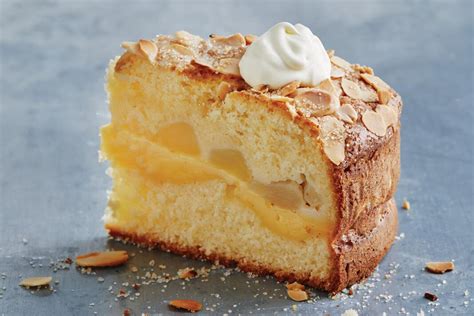 How many protein are in apple breakfast custard cake - calories, carbs, nutrition