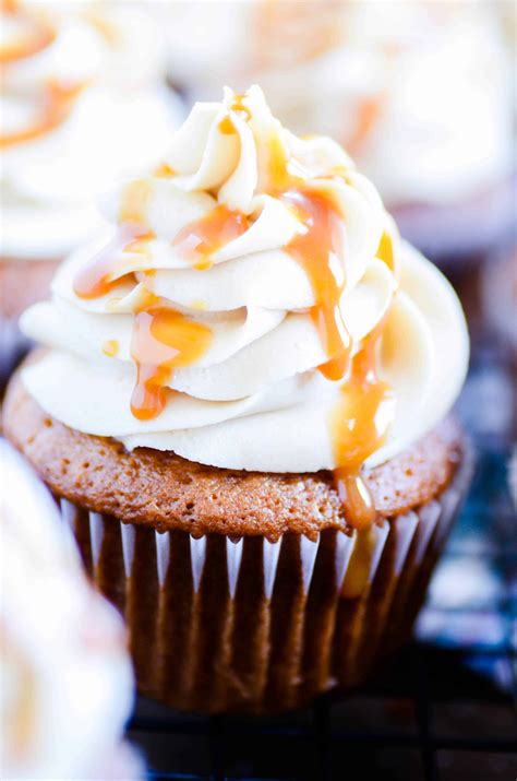 How many protein are in apple cider cupcakes - calories, carbs, nutrition