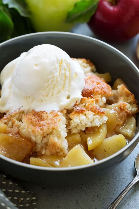 How many protein are in apple cobbler - calories, carbs, nutrition