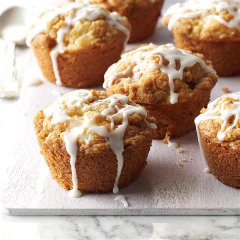 How many protein are in apple streusel muffin - calories, carbs, nutrition