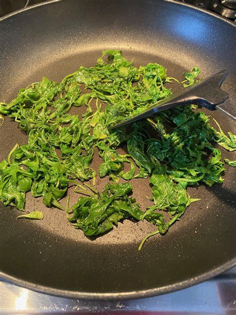 How many protein are in arugula with grilled vegetables - calories, carbs, nutrition
