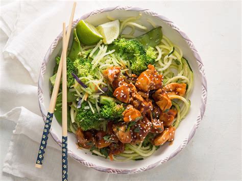 How many protein are in asian chicken noodle bowl - calories, carbs, nutrition