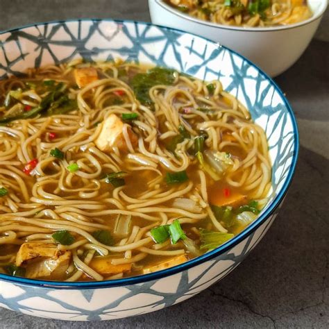 How many protein are in asian chicken noodle with tofu soup - calories, carbs, nutrition