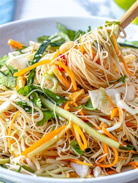 How many protein are in asian noodle salad - reduced fat - calories, carbs, nutrition