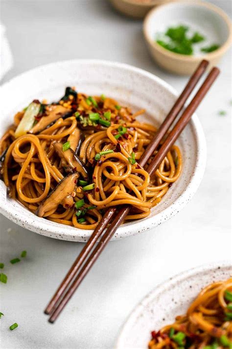 How many protein are in asian teriyaki noodles - calories, carbs, nutrition