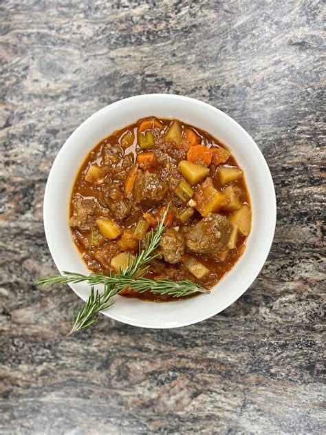 How many protein are in autumn beef stew - calories, carbs, nutrition